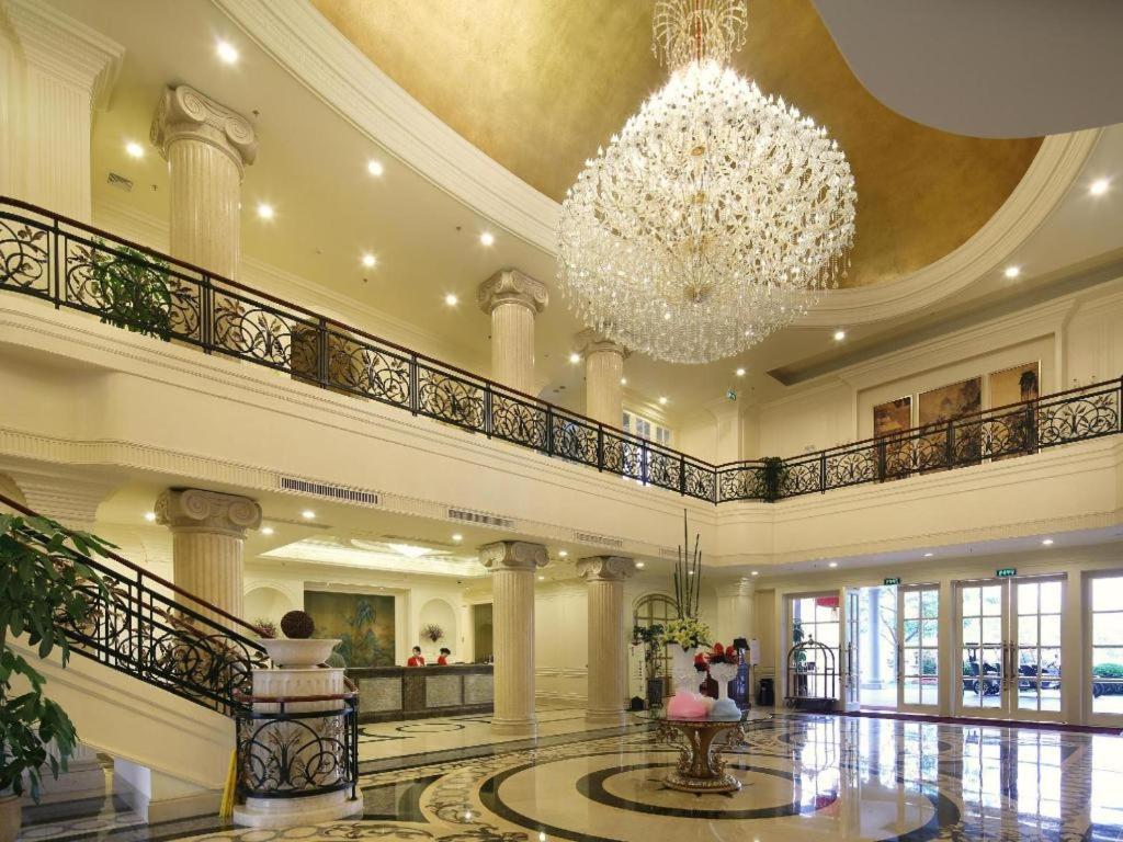Dragon Lake Princess Hotel Гуанчжоу Экстерьер фото